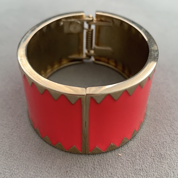 🤩🔥CORAL Enamel Bangle Wide Bracelet - Picture 10 of 10